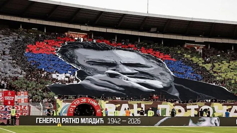 Red Star fans unveil tifo of war criminal Mladic before derby