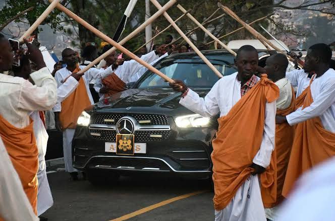 INSIDE KING OYO’S FINAL RIDE: Why Was His Luxury Funeral Vehicle Reportedly Hired From Kenya?